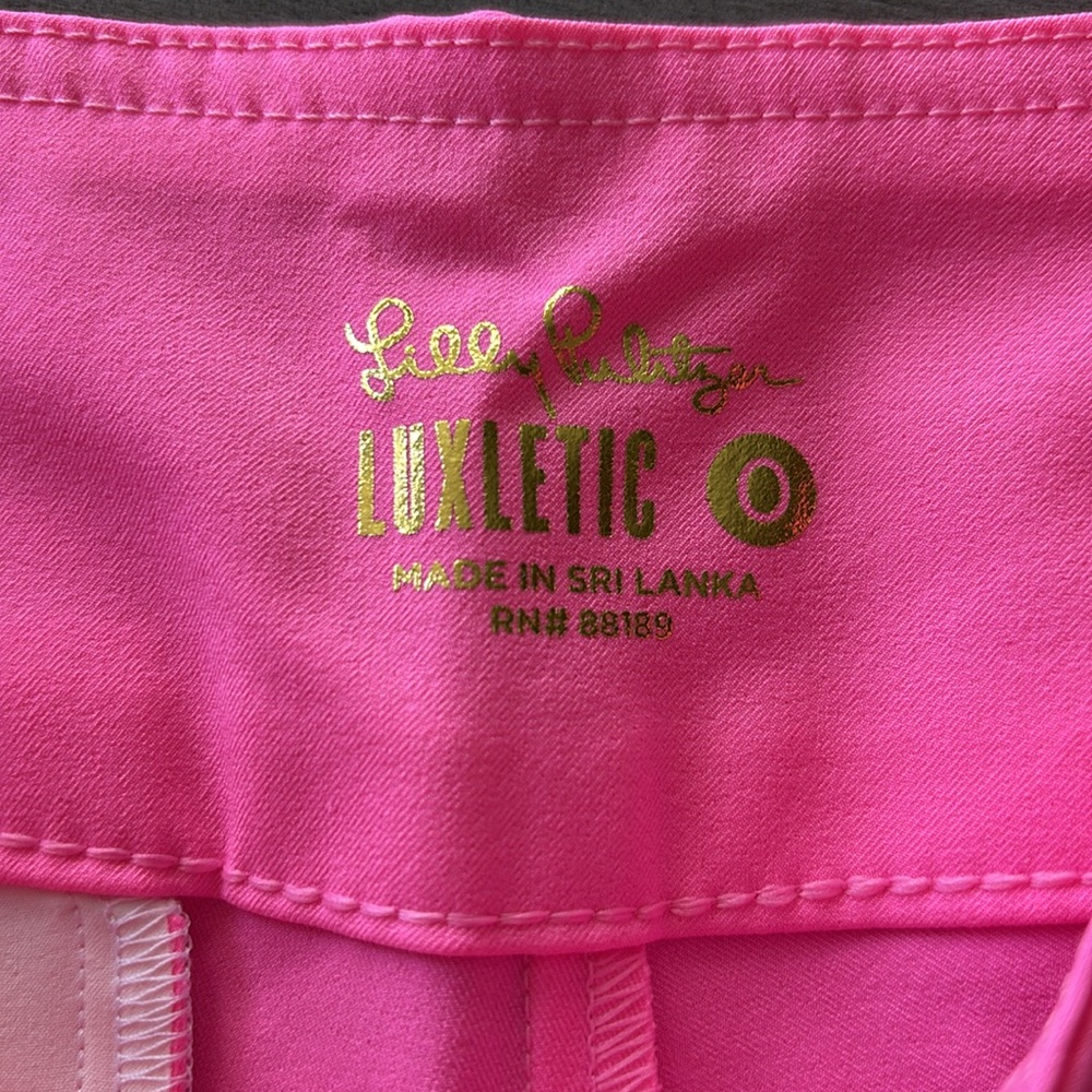 Lily Pulitzer Havana Pink Reid Short UPF50 - Picture 6 of 8